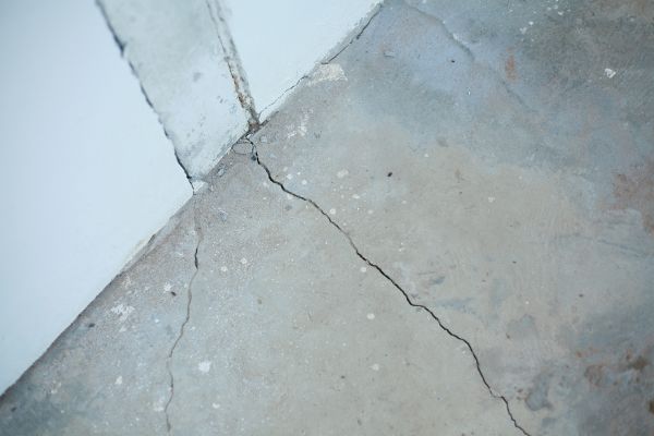 Garage Crack Repair in Pasco