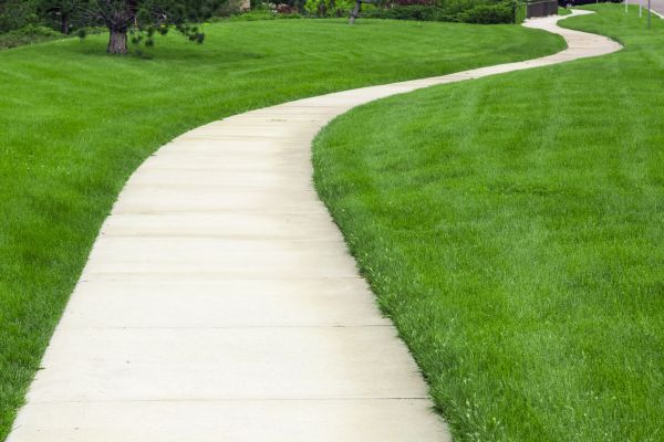 Cost of Cracked Sidewalk Repair in Pasco